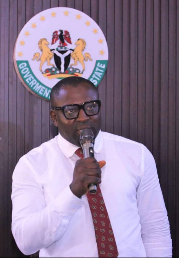 Prince Ugochukwu Nwanjoku, chairman of Aninri local government area, graced 13th Convocation ceremony of Godfrey Okoye University Enugu State