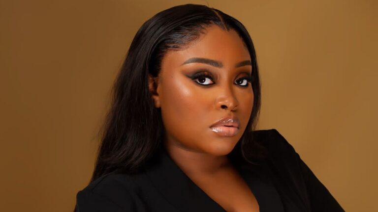 Featured image for Bo Hairs gets booed online as she share experience when robbers stole everything she had